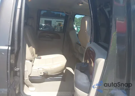 2005 Ford F-250 Lariat/Xl/Xlt from USA, damaged, VIN 1FTSW21P55EA70067